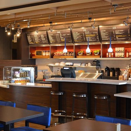 Courtyard By Marriott Youngstown Canfield Eksteriør bilde