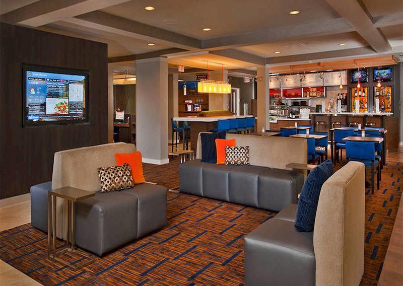 Courtyard By Marriott Youngstown Canfield Eksteriør bilde