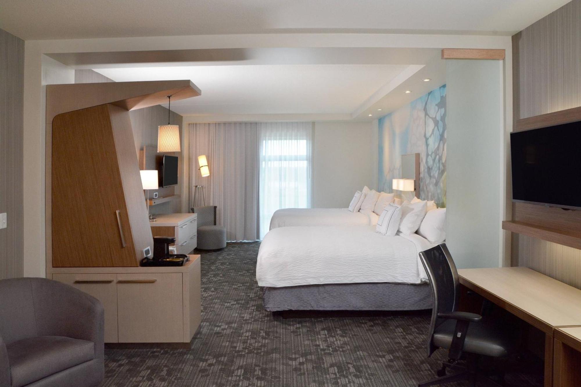 Courtyard By Marriott Youngstown Canfield Eksteriør bilde