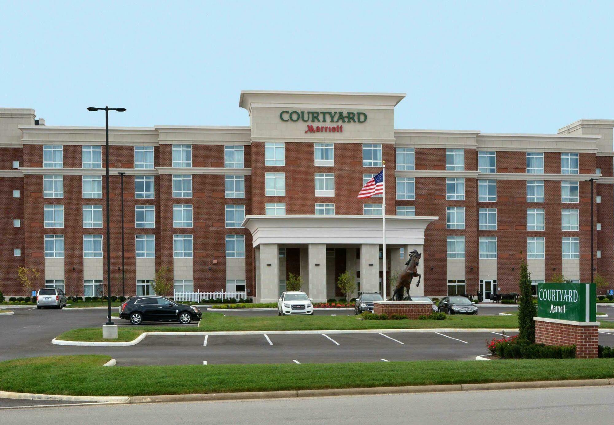 Courtyard By Marriott Youngstown Canfield Eksteriør bilde